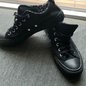 Size 9 woman’s Chuck Taylor’s Converse worn twice